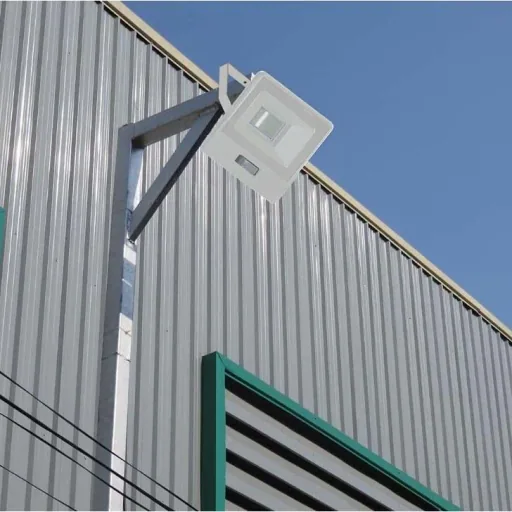 VT-128S LED Floodlight with Sensor - 20 W - 1510 Lm - 3000K - White
