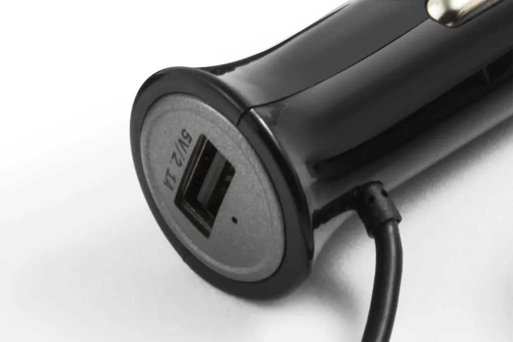 Transmitter FMT1100BT with hands-free function and charging function