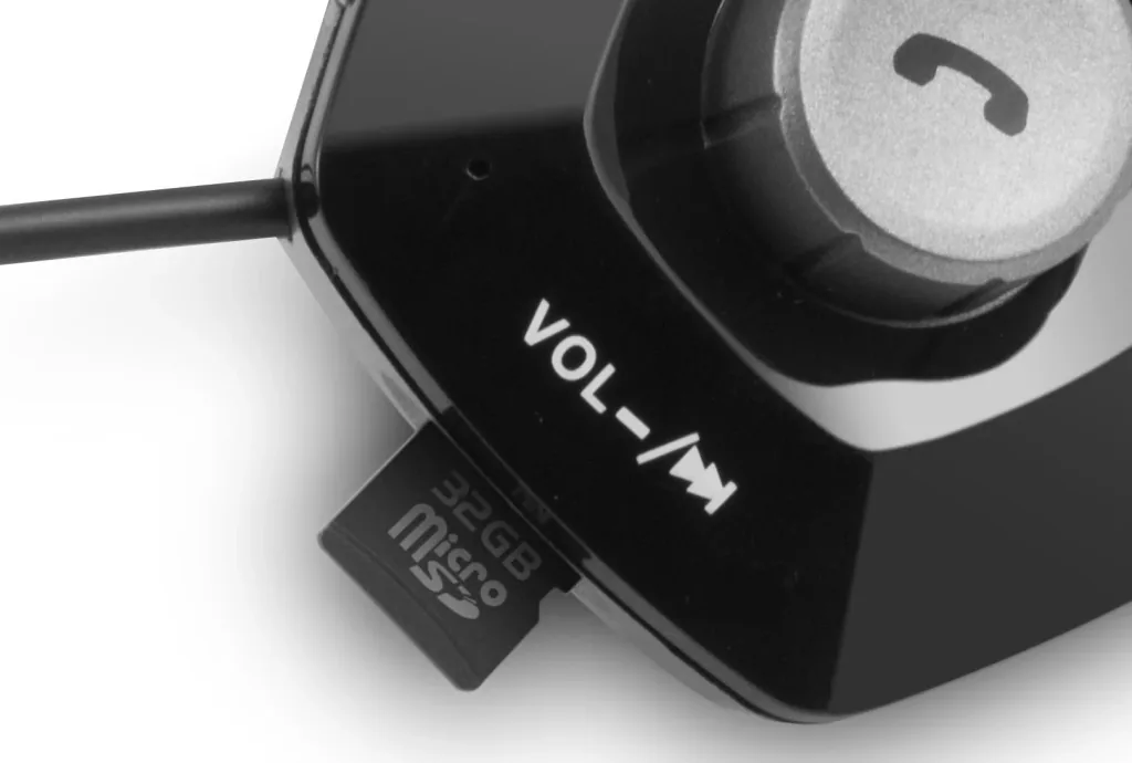 Transmitter FMT1100BT with hands-free function and charging function