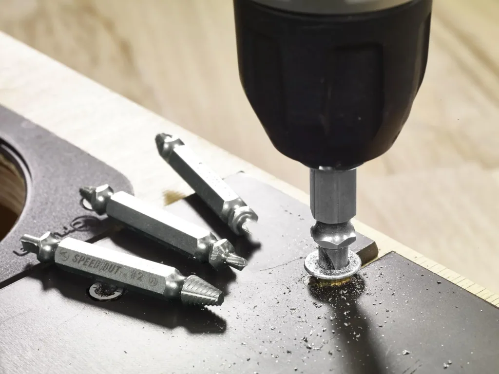 Screw boss, 4-piece