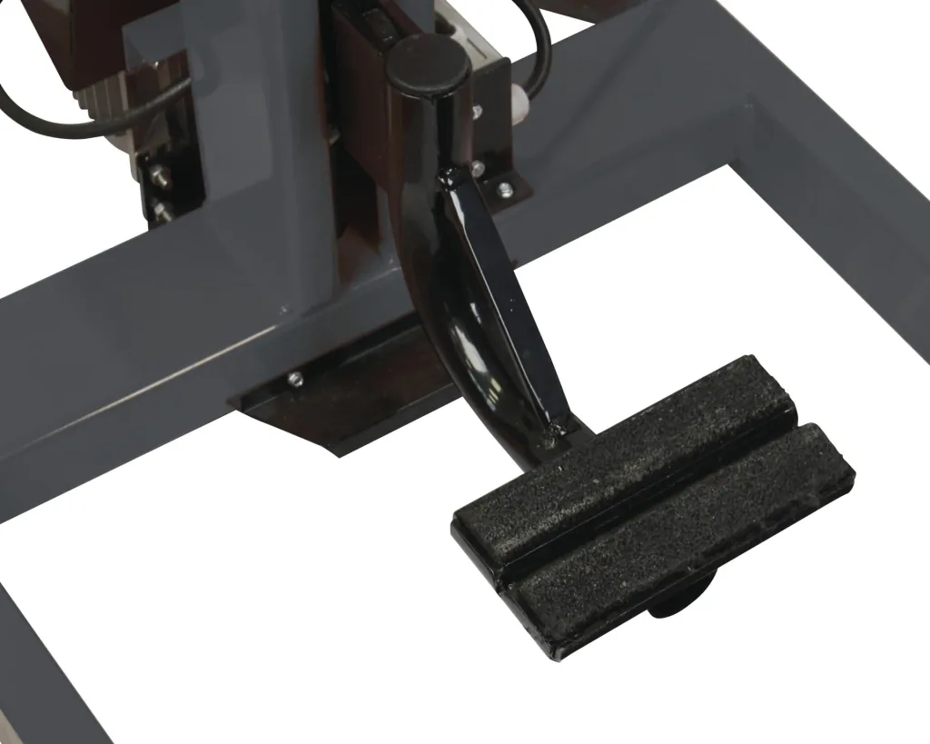Sill holder for wheel lift and mobile lifting platform