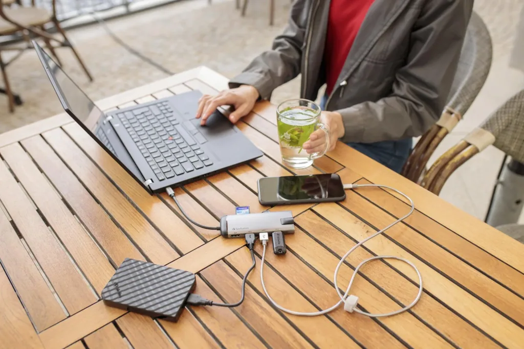 External hard drive 4 TB Store'n'Go