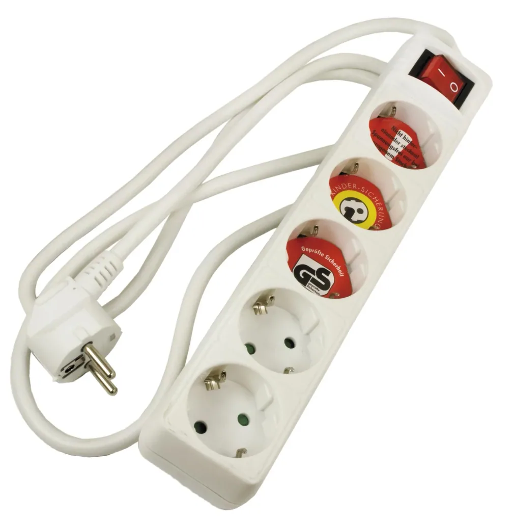 3-way power strip, white