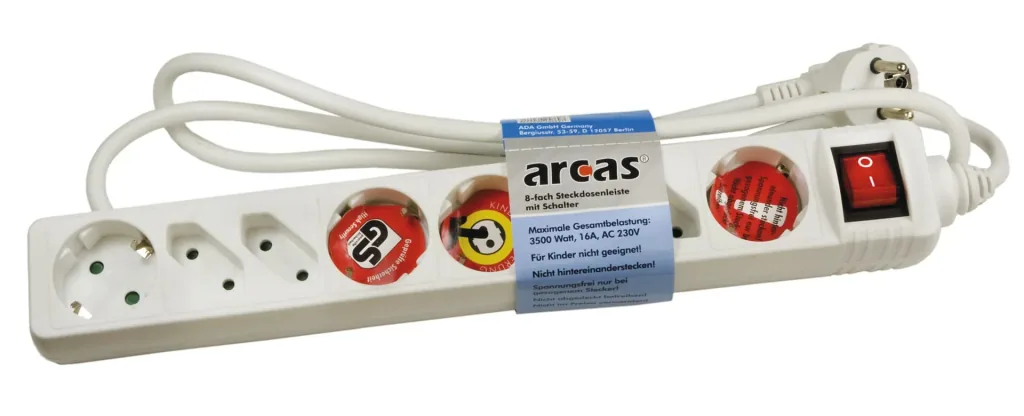3-way power strip, white