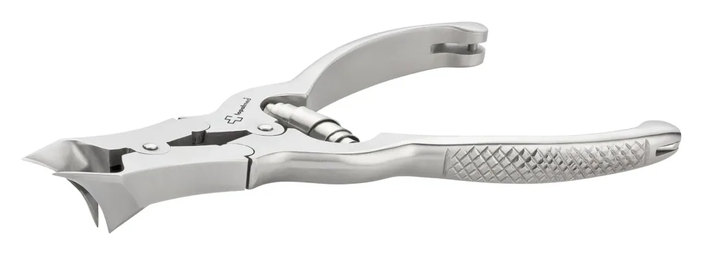 Nail nippers head cutter with double gear including accessories