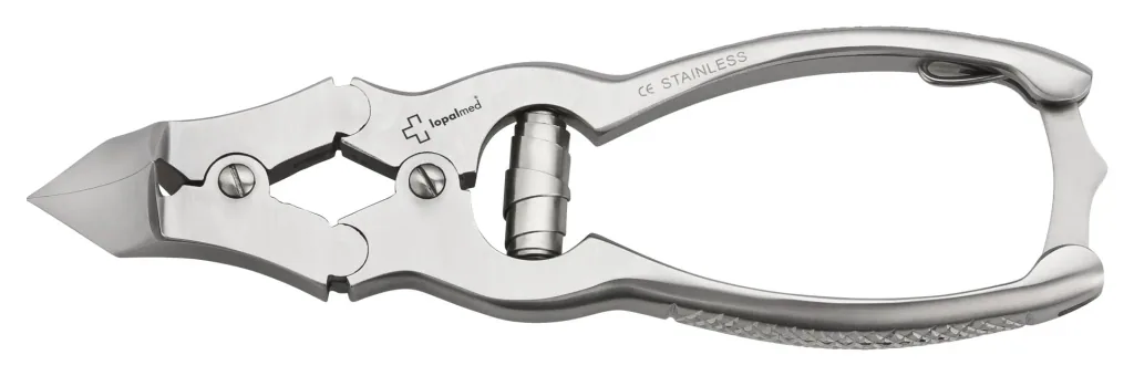 Nail nippers head cutter with double gear including accessories