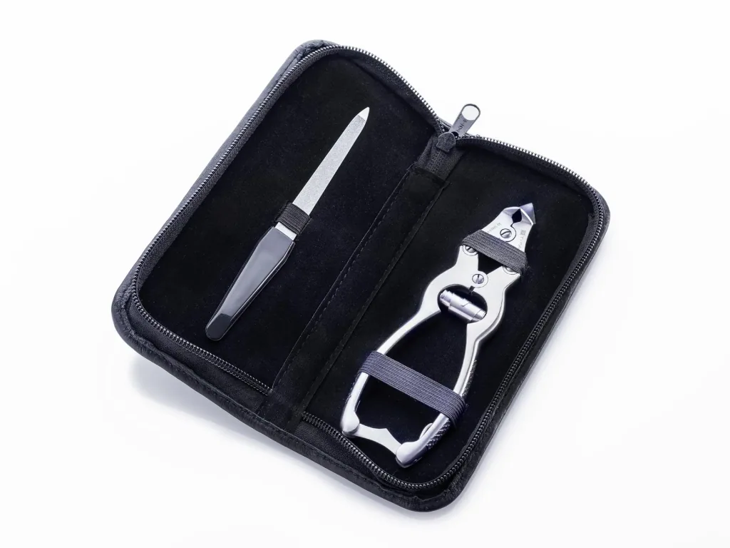 Nail nippers head cutter with double gear including accessories