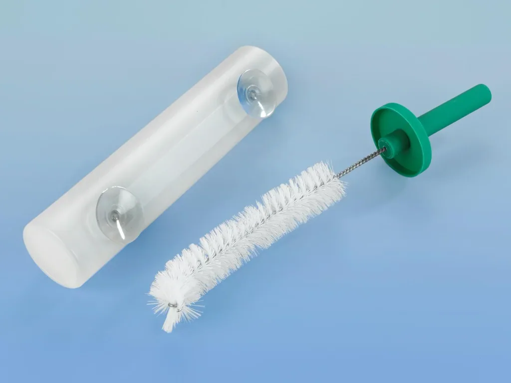 Urinal bottle included. 3-piece cleaning kit.