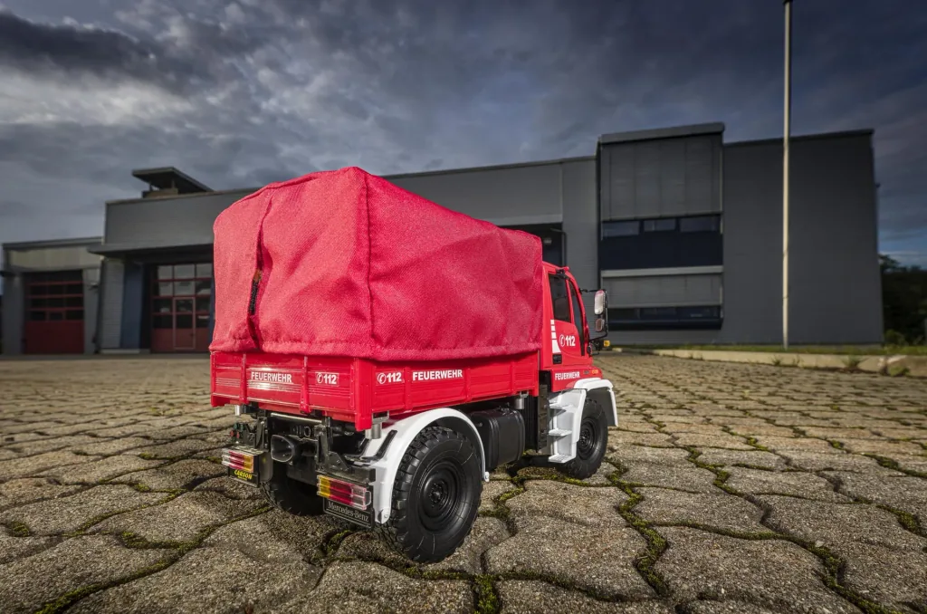 Fire engine MB Unimog U300 2.4 G 100% RTR 1:12