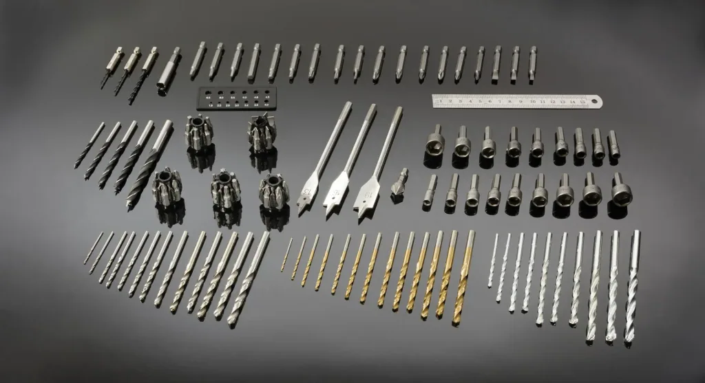 Drill and bit set 122 pieces in a case