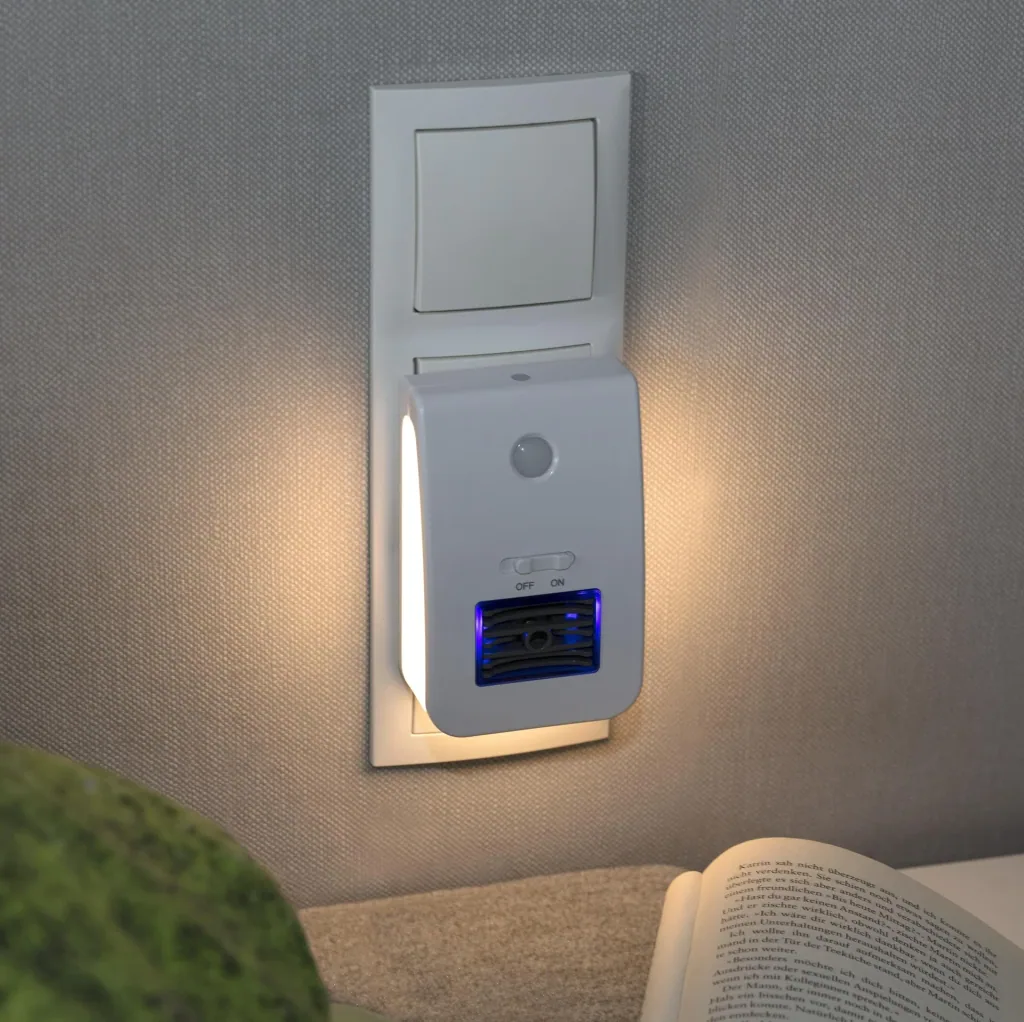 Air purifier with night light function and remote control