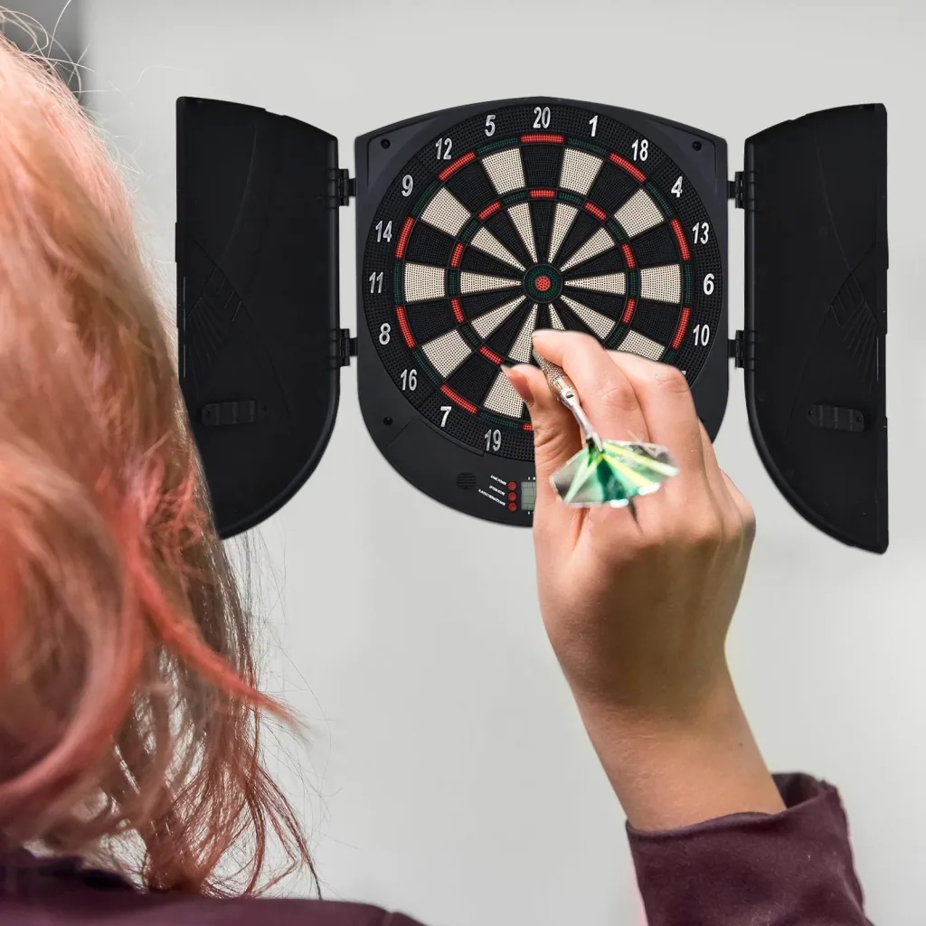 Electronic dartboard for 8 players