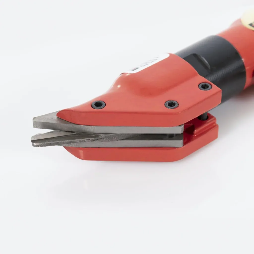 Pneumatic sheet metal shears