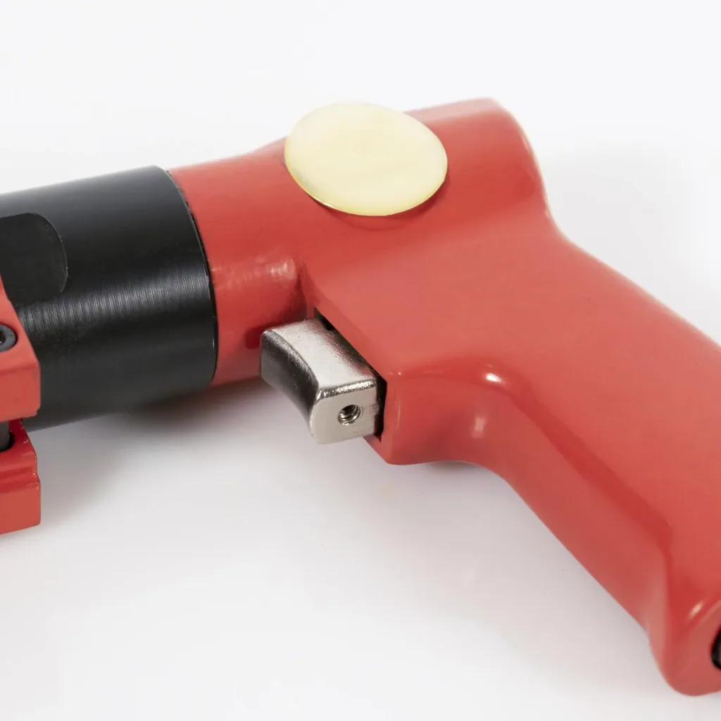 Pneumatic sheet metal shears