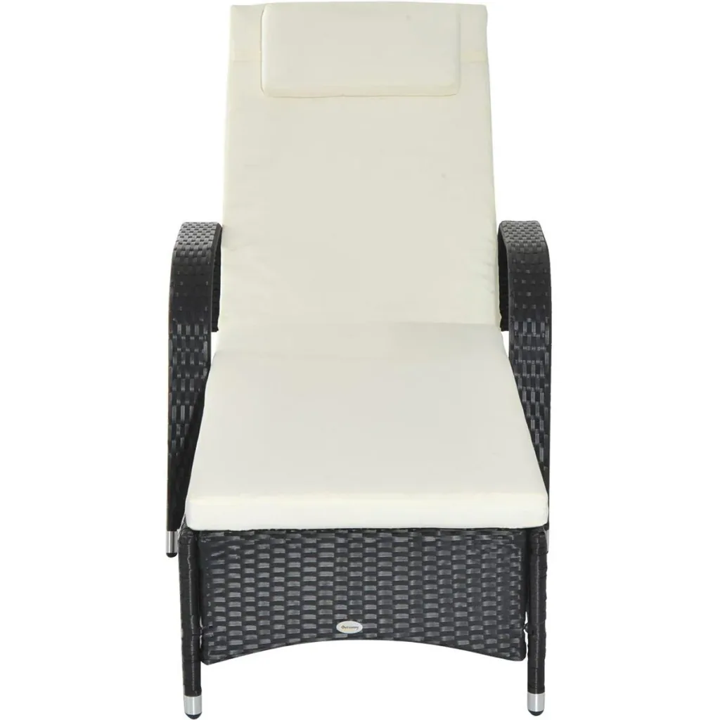 Mobile rattan lounger for the garden
