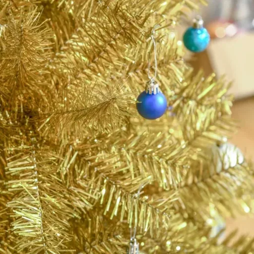 Artificial Christmas tree 1.8 m