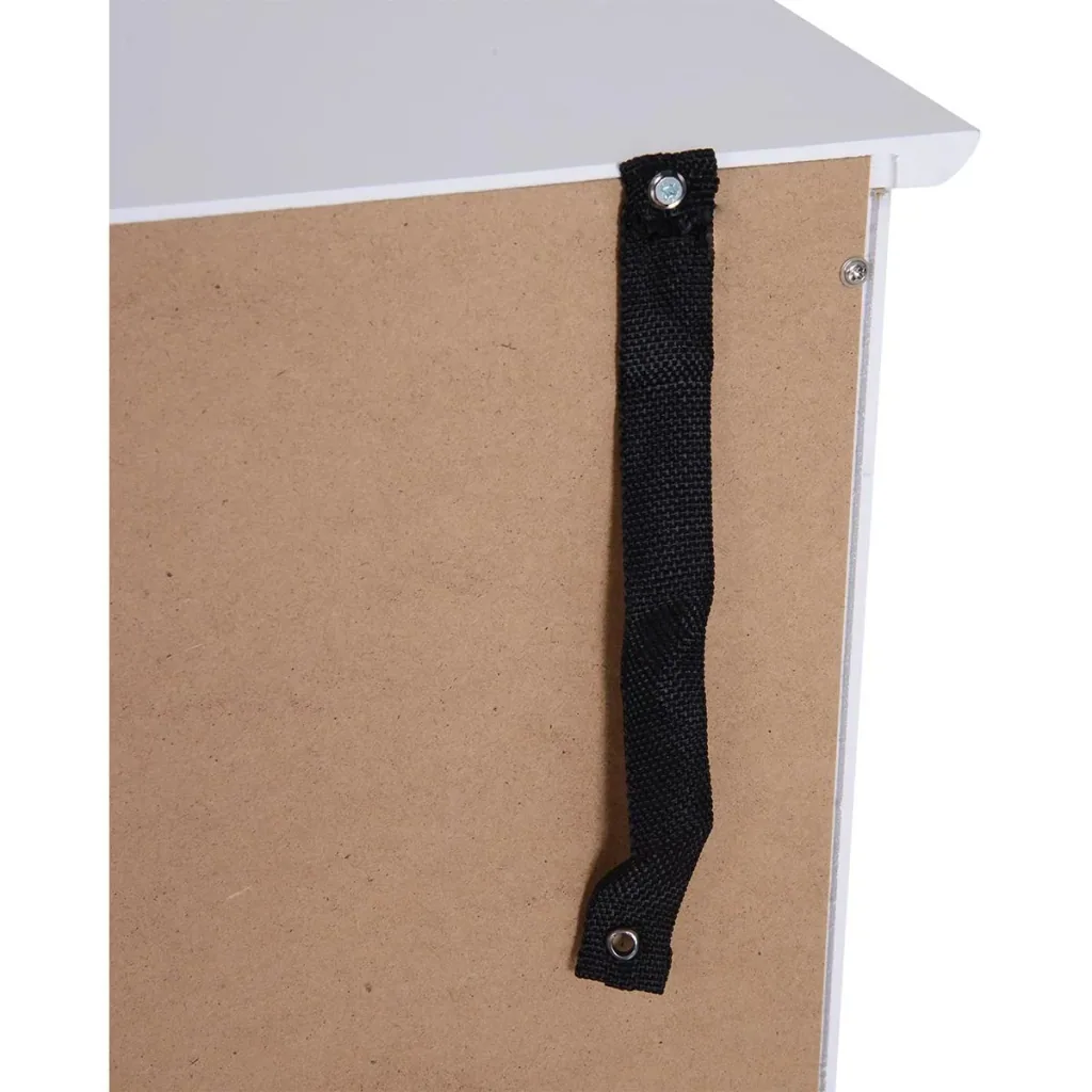 Cabinet with subtle decoration white