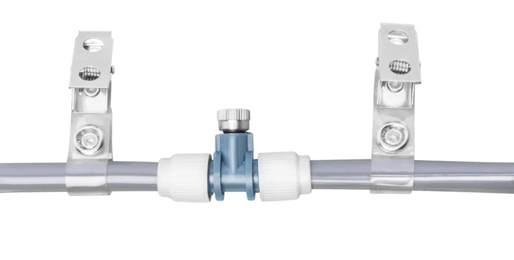 Water atomizer and irrigation set