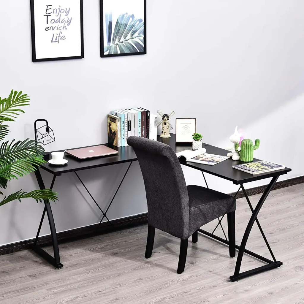 Corner desk