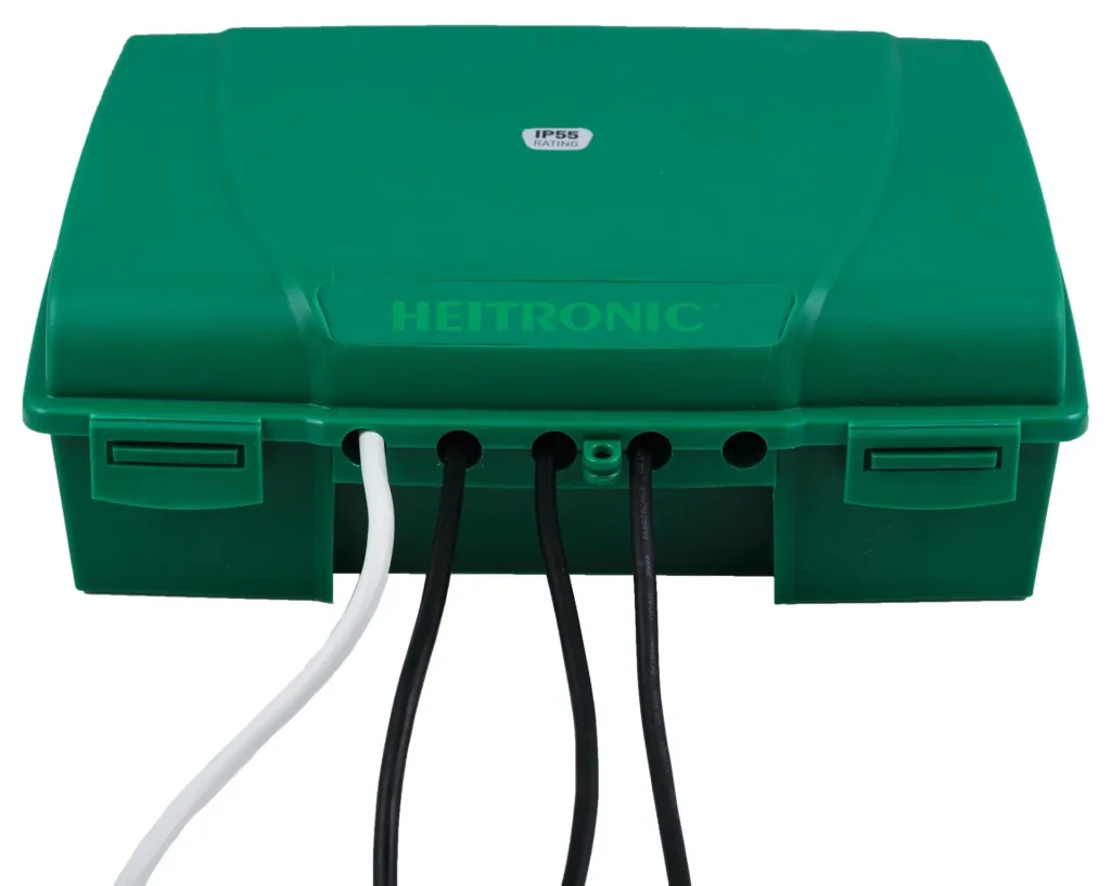 Weatherproof distribution box IP 55, green
