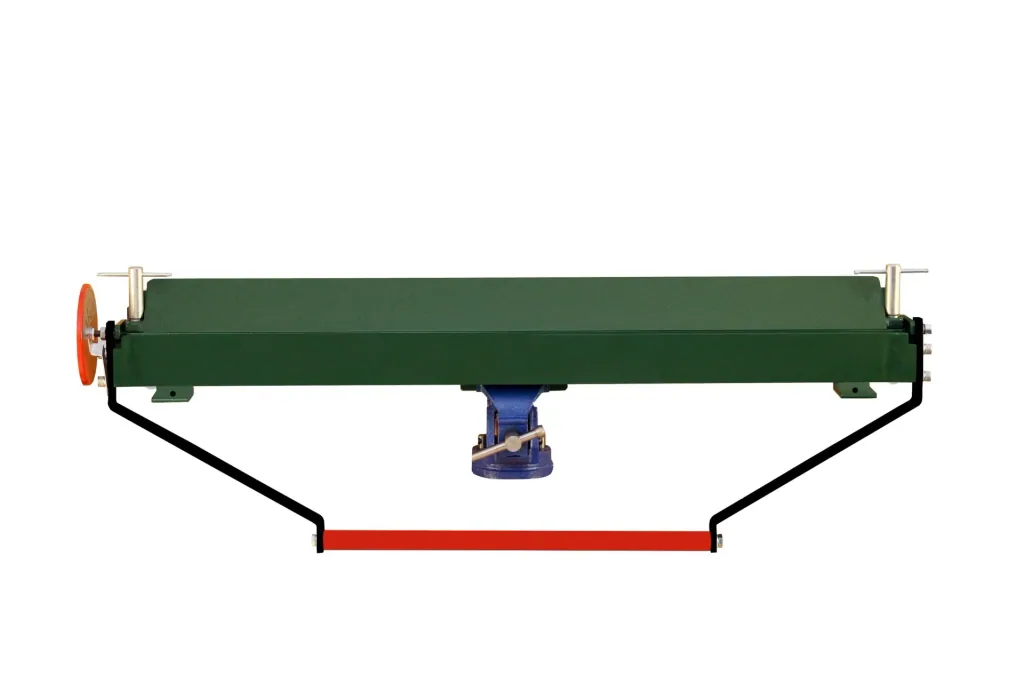 Bending machine with bending beam, degree scale and guillotine shears