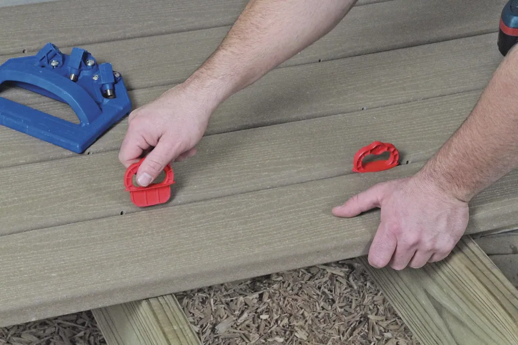 Terrace spacers, red