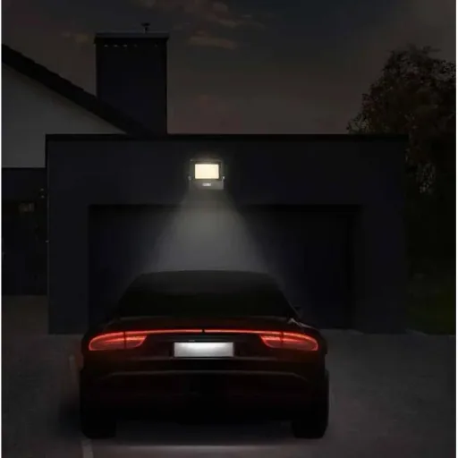 VT-138S LED Floodlight with Sensor - 30 W - 2340 Lm - 3000K - Black