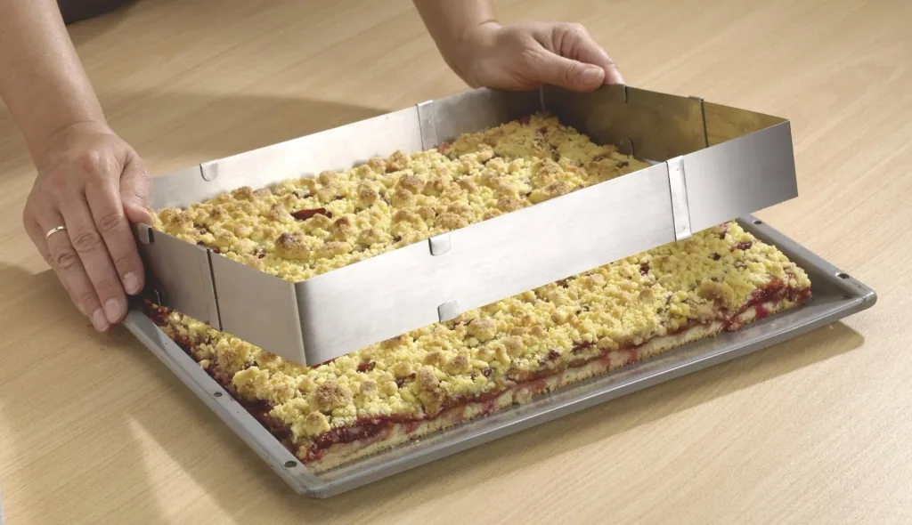 Stainless steel baking frame with inner divider