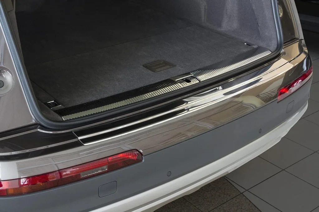 Loading sill protection for Audi Q7 II built from 2015>