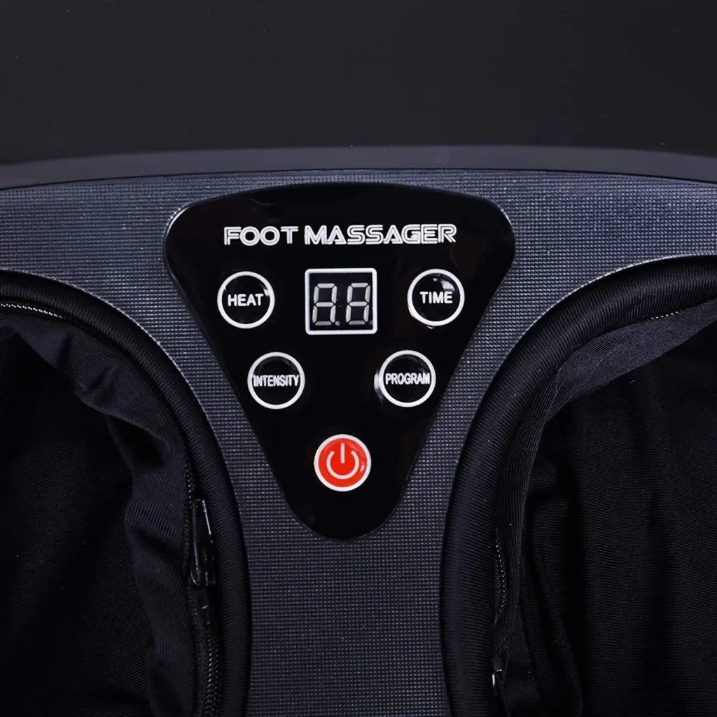 Foot massager with heat function