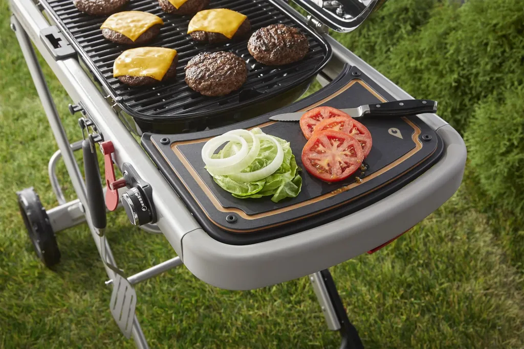 Weber Traveler cutting board