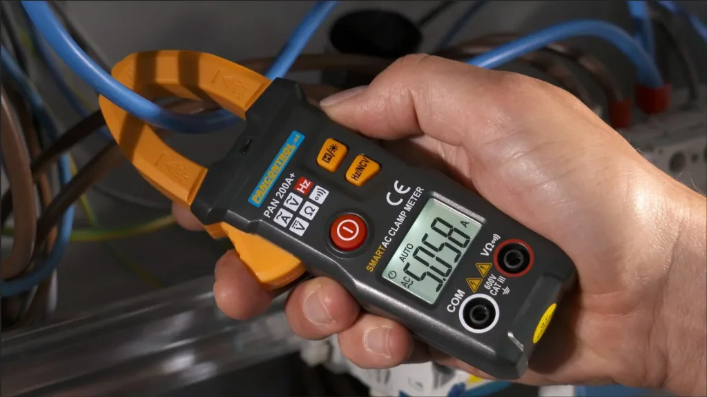 PAN 200A+ - Digital current clamp AC with automatic function selection