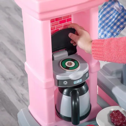 Large gourmet kitchen pink