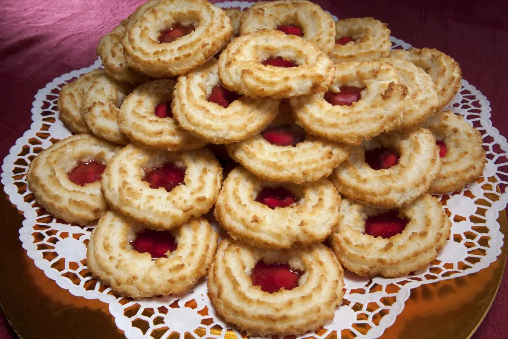 Marimba coconut pastries with fruit filling, 2 x 400g