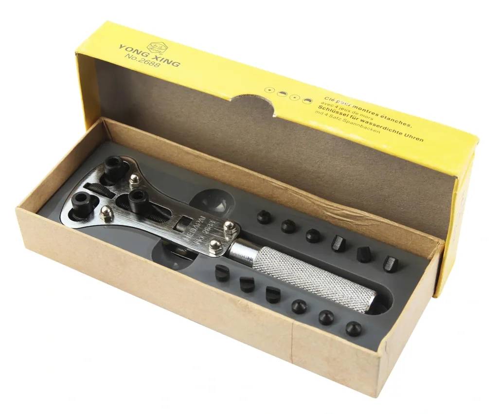 Watch case opener