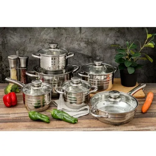 Pot and pan set - 18 pieces - Including trivet, lid and utensils - Silver