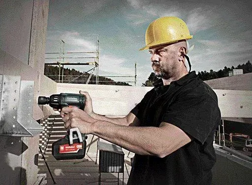Cordless impact wrench SSW 18 LTX 400 BL