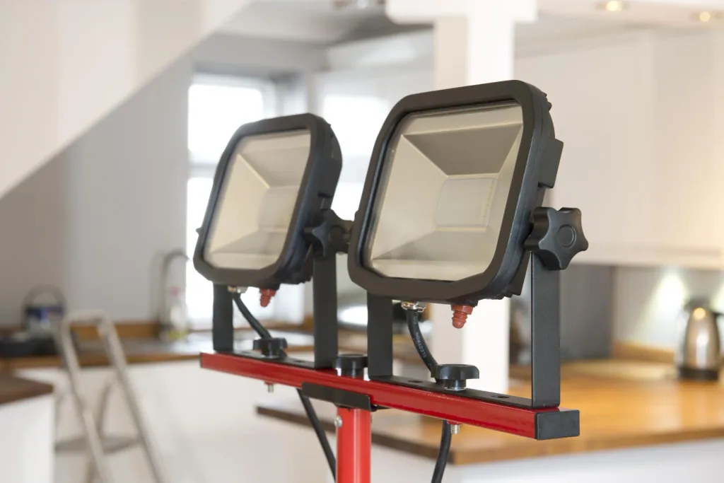 LED tripod floodlight for indoor and outdoor use with 2 x 22 watts