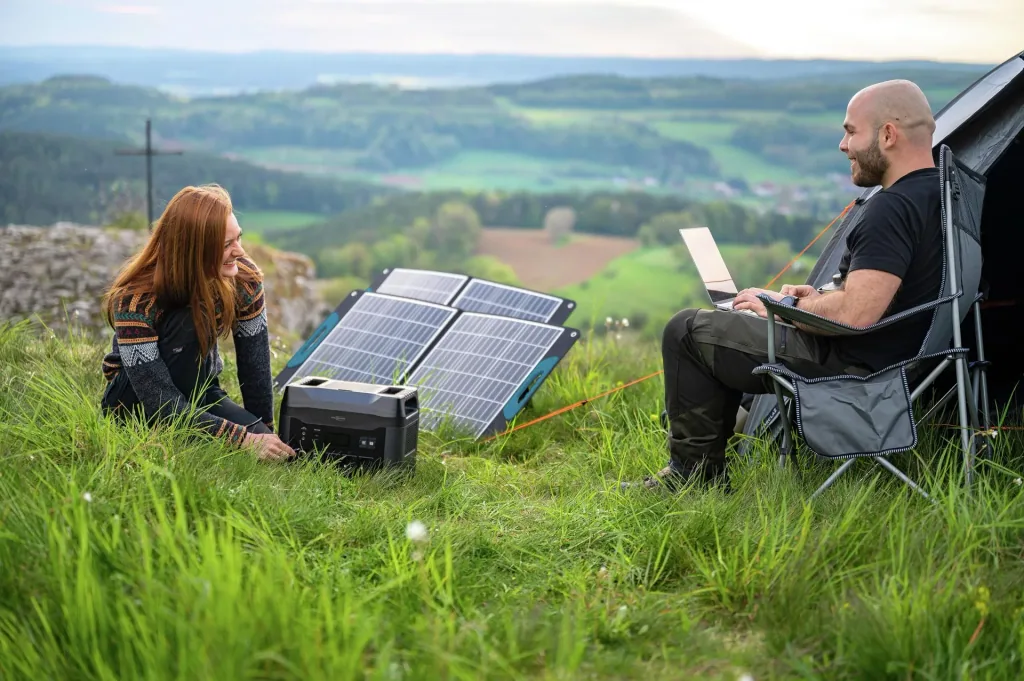 Solar module with carrying handle 100 watts, foldable