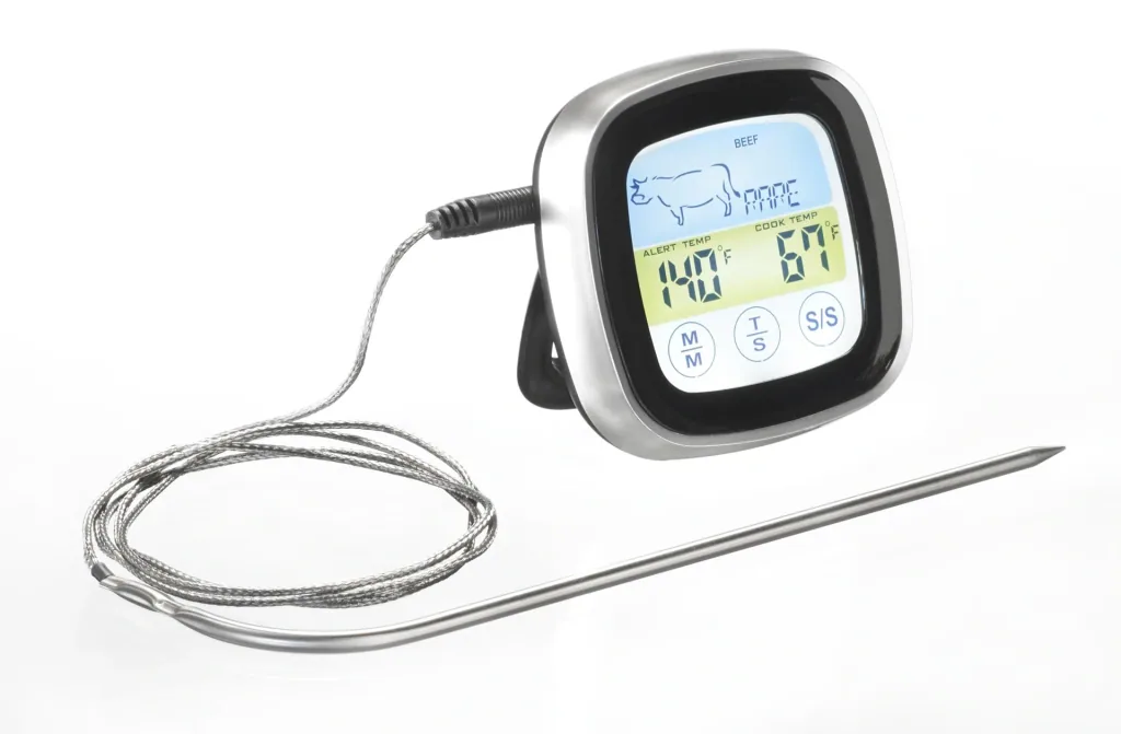 Digital roasting and grilling thermometer with touchscreen