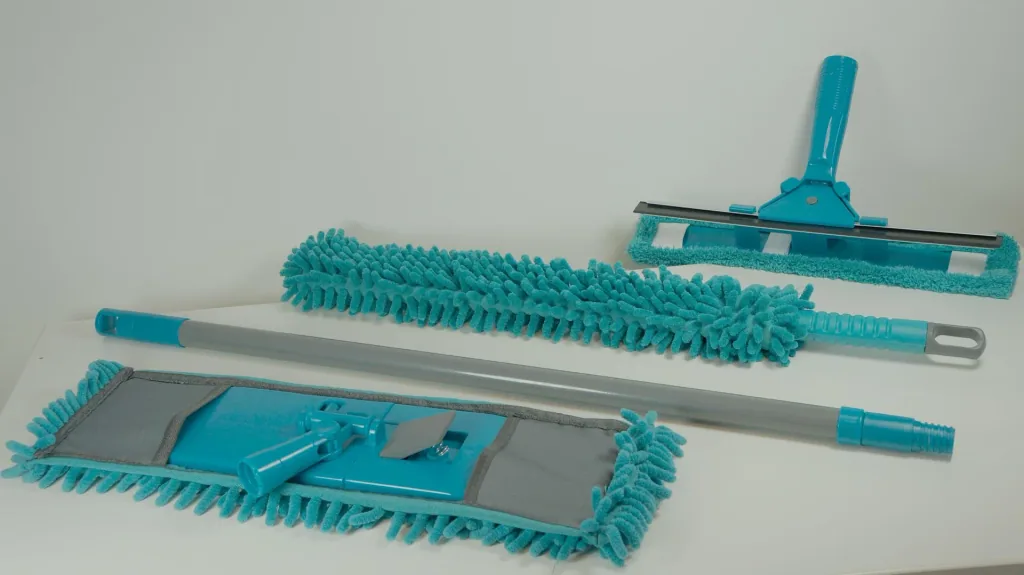 7-piece cleaning set