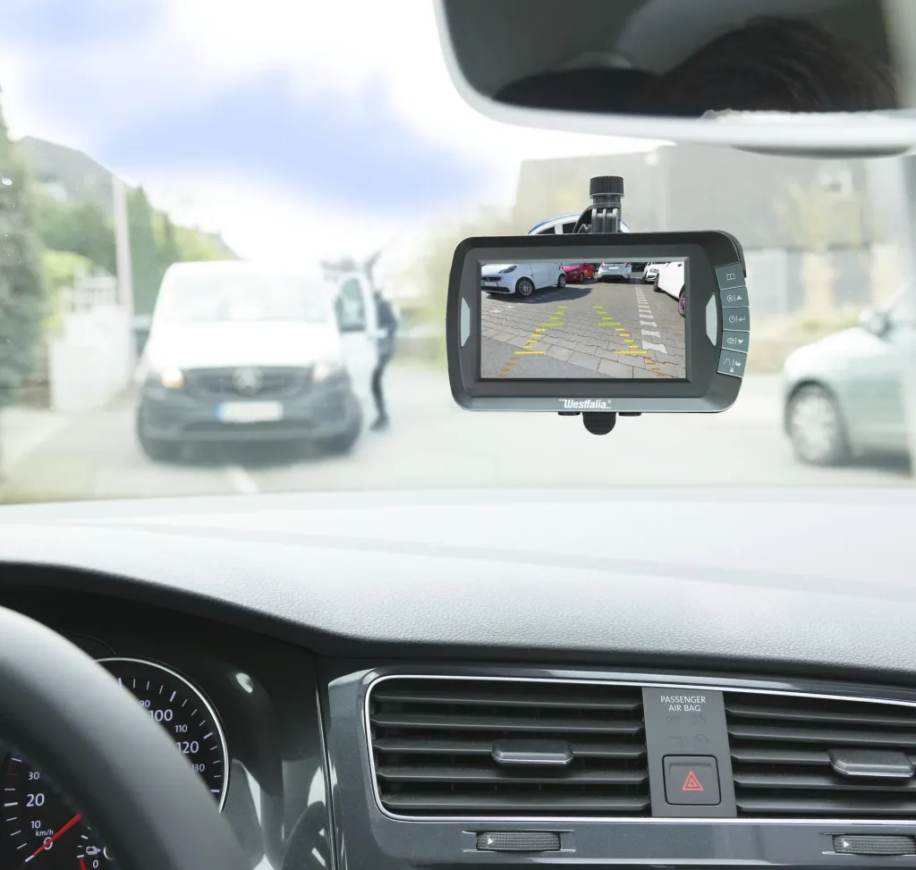 Cockpit camera + digital rear view camera
