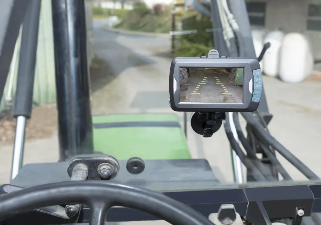Cockpit camera + digital rear view camera