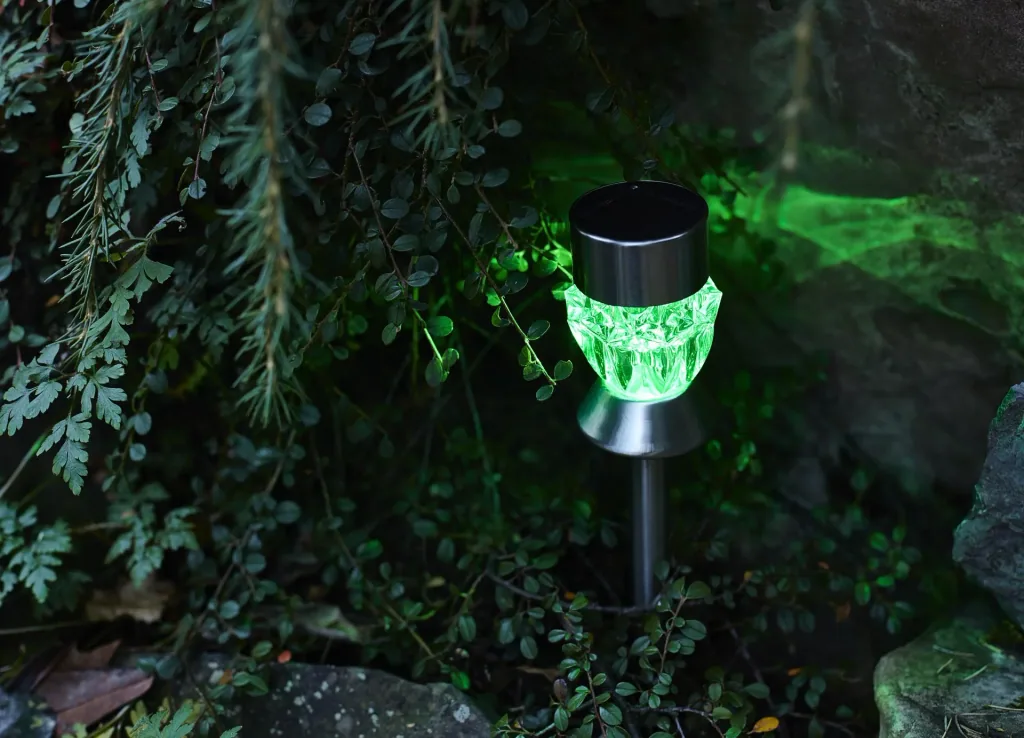 Solar LED light with ground spike