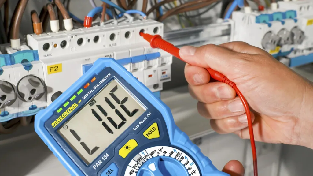 Digital Multimeter 1000V True RMS