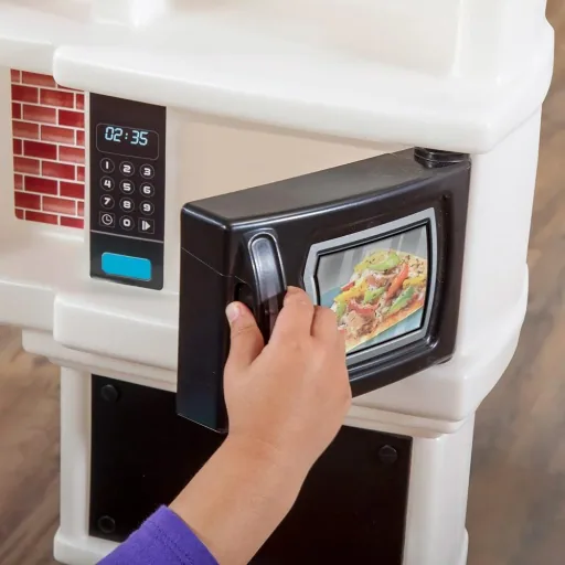 Large gourmet kitchen