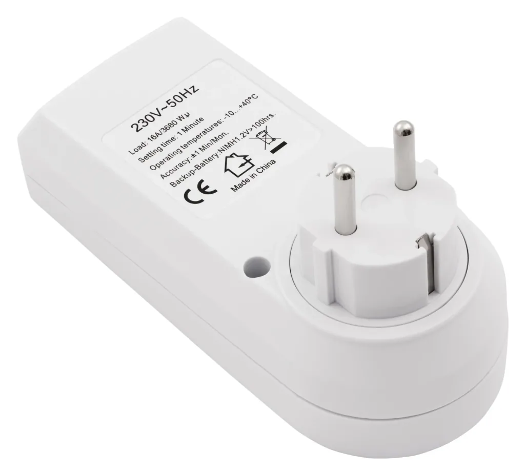Digital timer with 10 switching programs