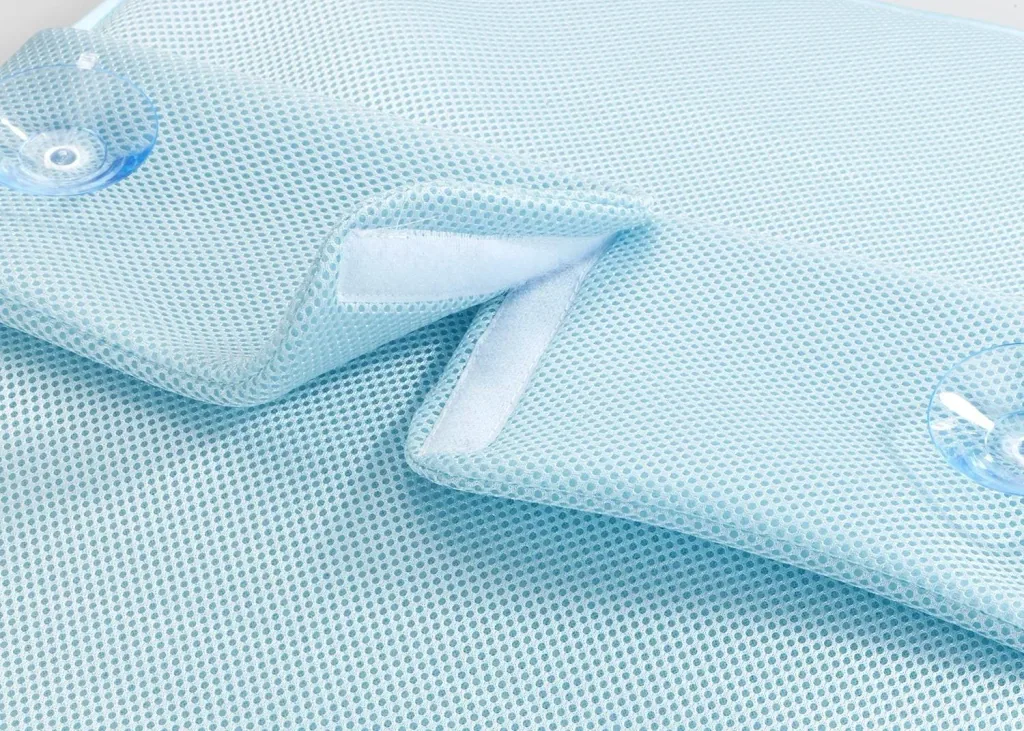 Bath mat with pillow