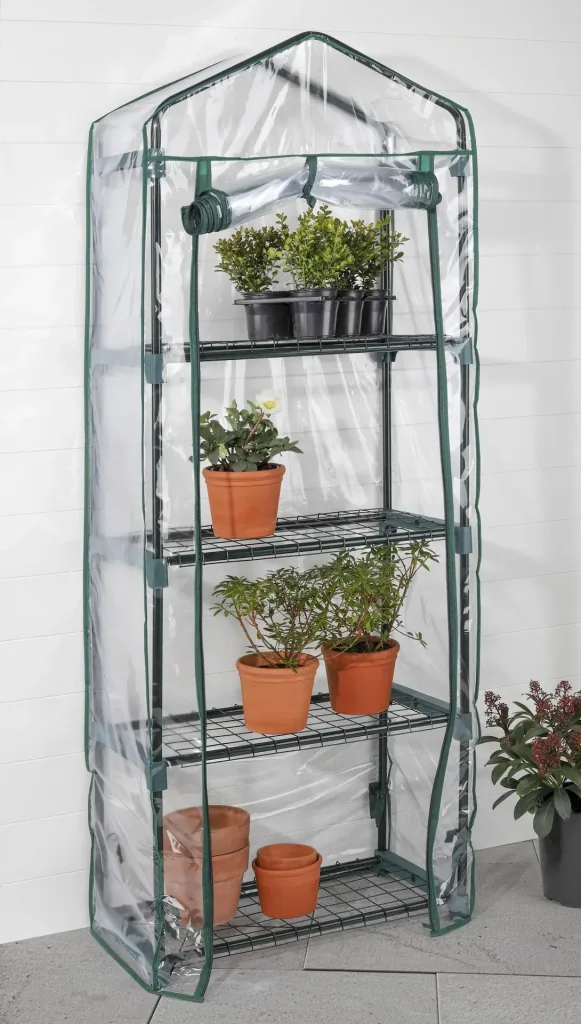 Greenhouse with 4 levels
