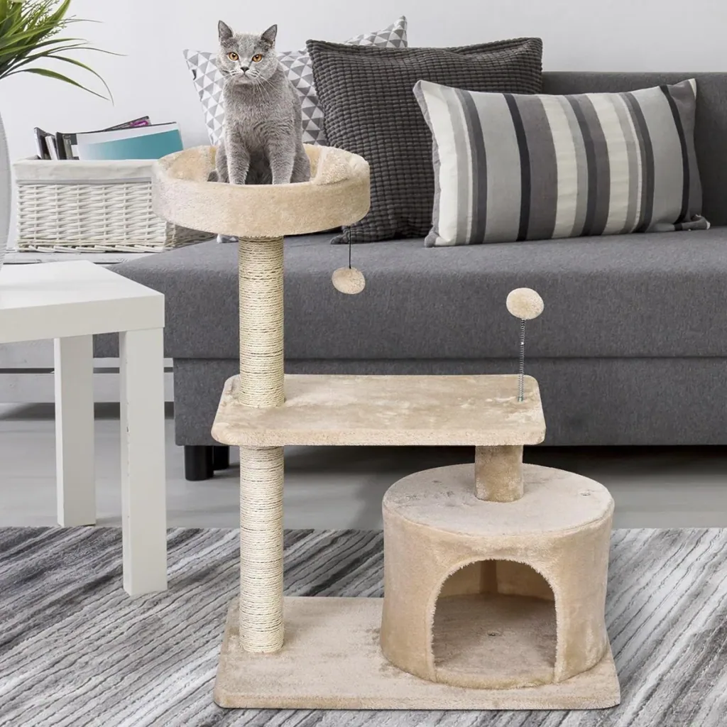 Scratching post with cat cave